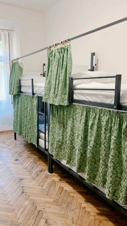 Hostel Do-Re-Mi Prag Eksteriør billede